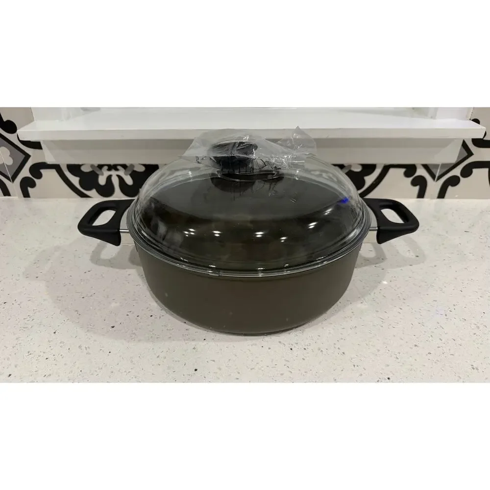 VTG Scanpan 2001+ Covered Low Dutch Oven 5 1/2 Quart Titanium Non-Stick Denmark